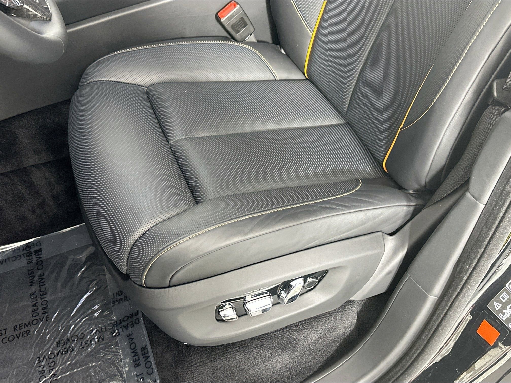 Certified 2024 Rolls-Royce Cullinan Black Badge w/ Driver's Package AWD/4WD image 19