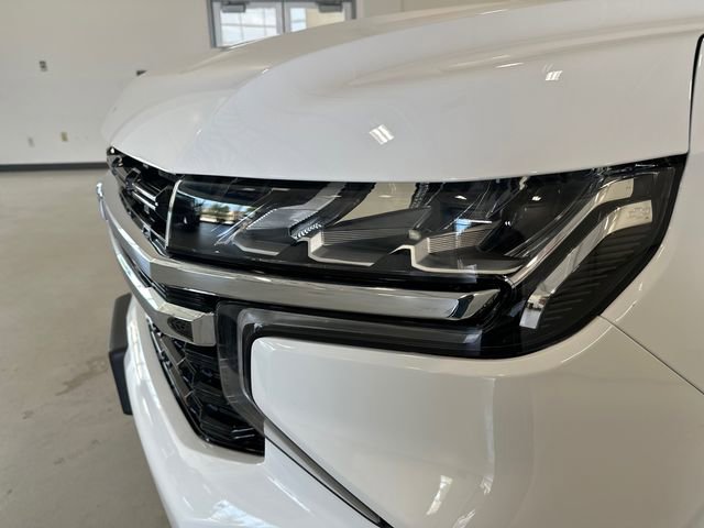 Used 2023 Chevrolet Tahoe LS w/ Driver Alert Package AWD/4WD image 14