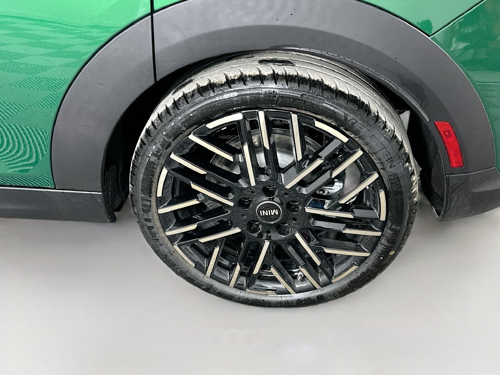 Certified 2026 MINI Cooper S FWD image 22