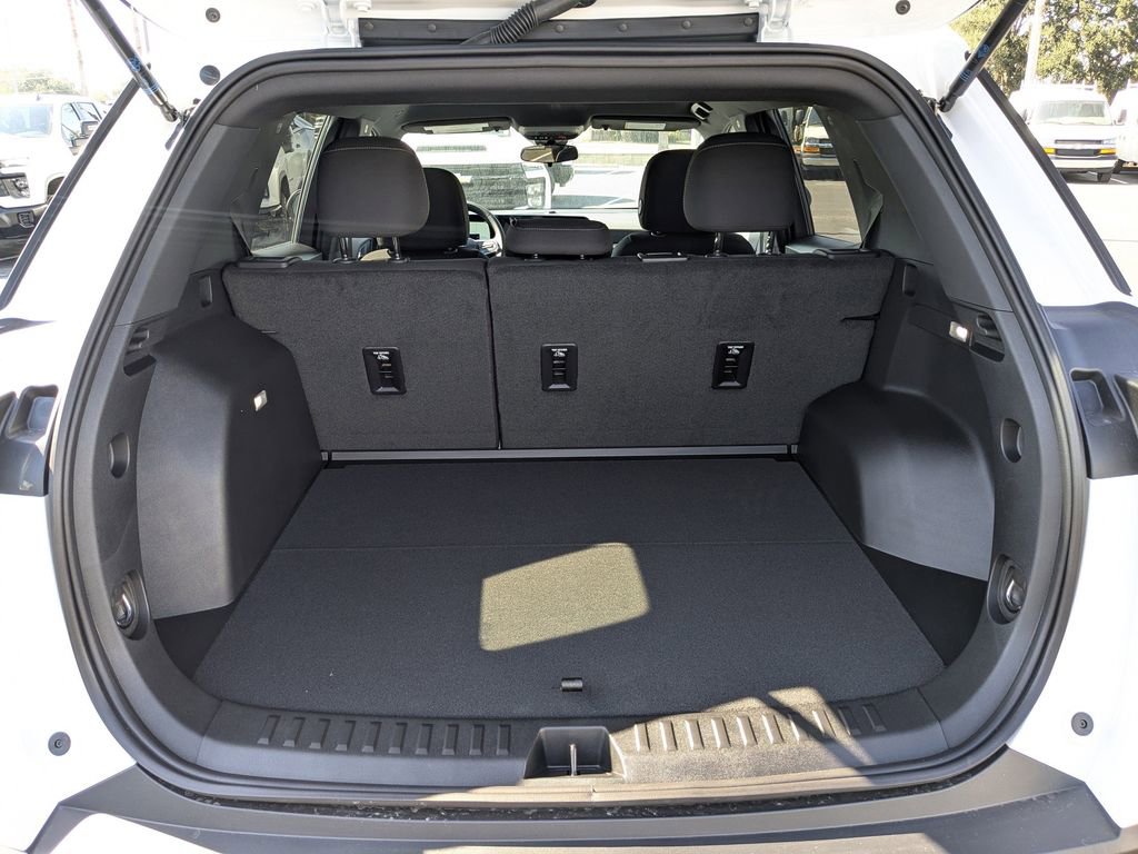 New 2026 Chevrolet Equinox LT image 14