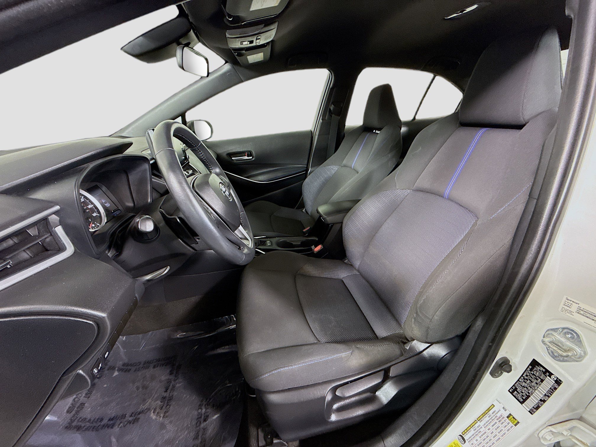 Used 2021 Toyota Corolla SE w/ Carpet Mat Package (TMS) image 21