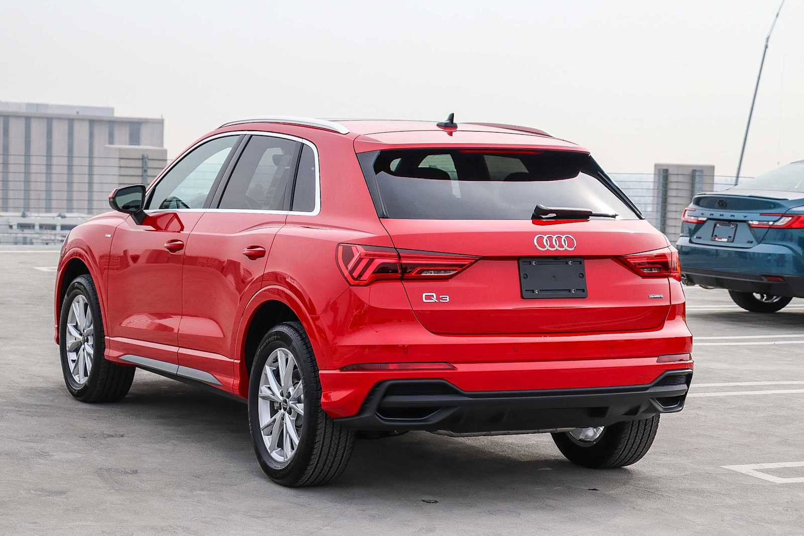 New 2025 Audi Q3 2.0T Premium image 6