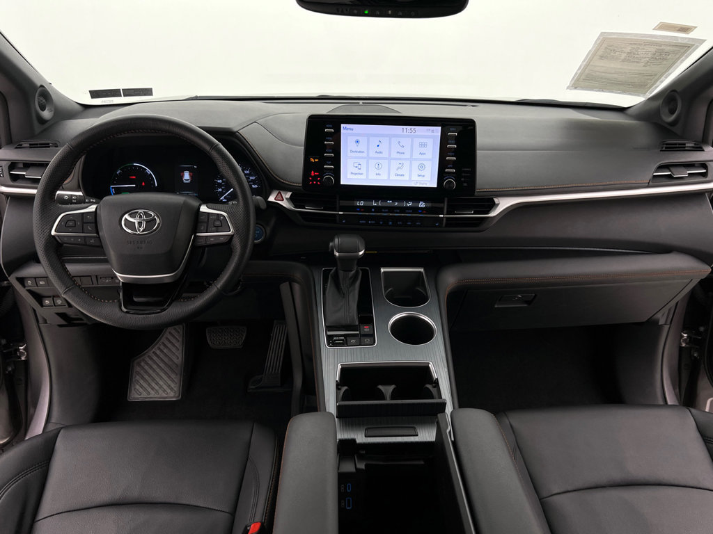 Used 2022 Toyota Sienna XSE w/ XSE Plus Package FWD image 23