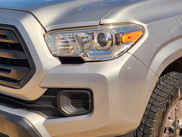 Used 2018 Toyota Tacoma SR w/ SR Convenience Package RWD image 6