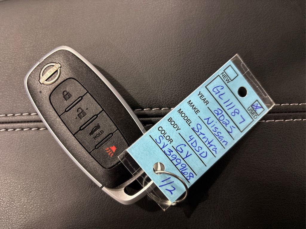 Used 2025 Nissan Sentra SV image 34