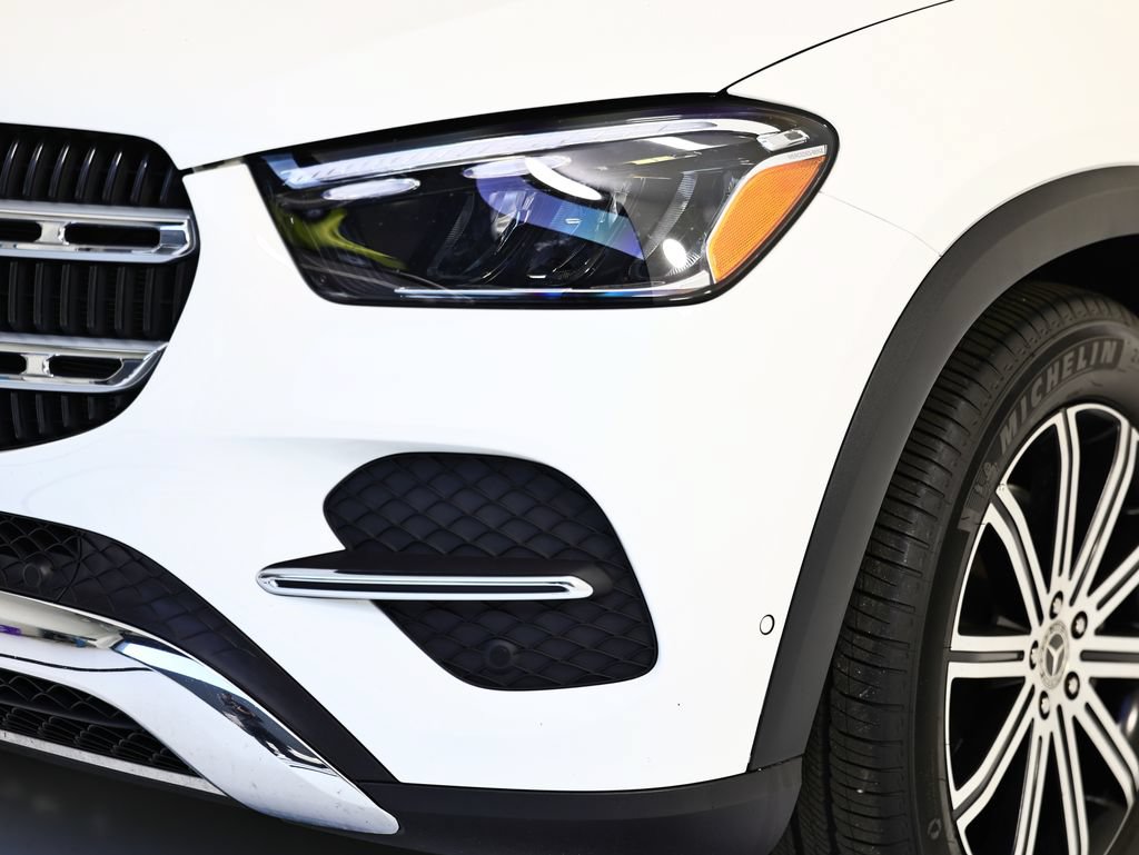 Used 2026 Mercedes-Benz GLE 350 4MATIC w/ Winter Package image 11