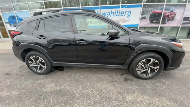 Used 2024 Subaru Crosstrek 2.0i Premium image 9