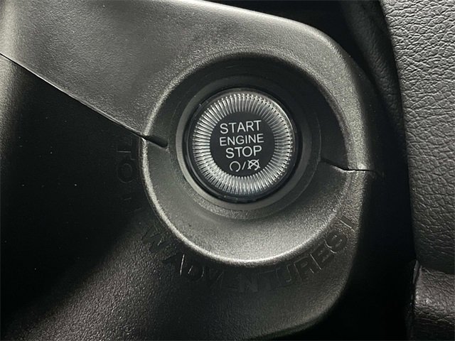 Used 2023 Jeep Renegade Latitude image 19