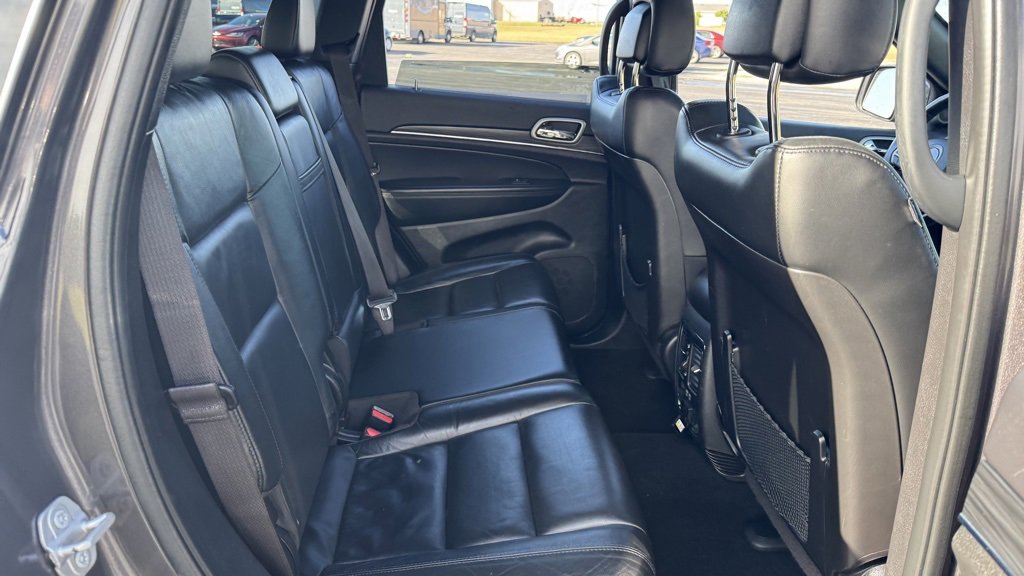 Used 2021 Jeep Grand Cherokee Limited image 17
