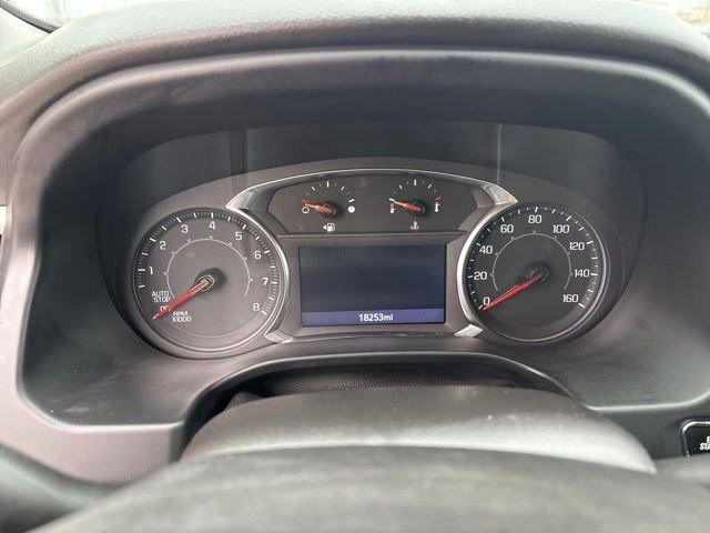 Used 2023 GMC Acadia SLE image 15