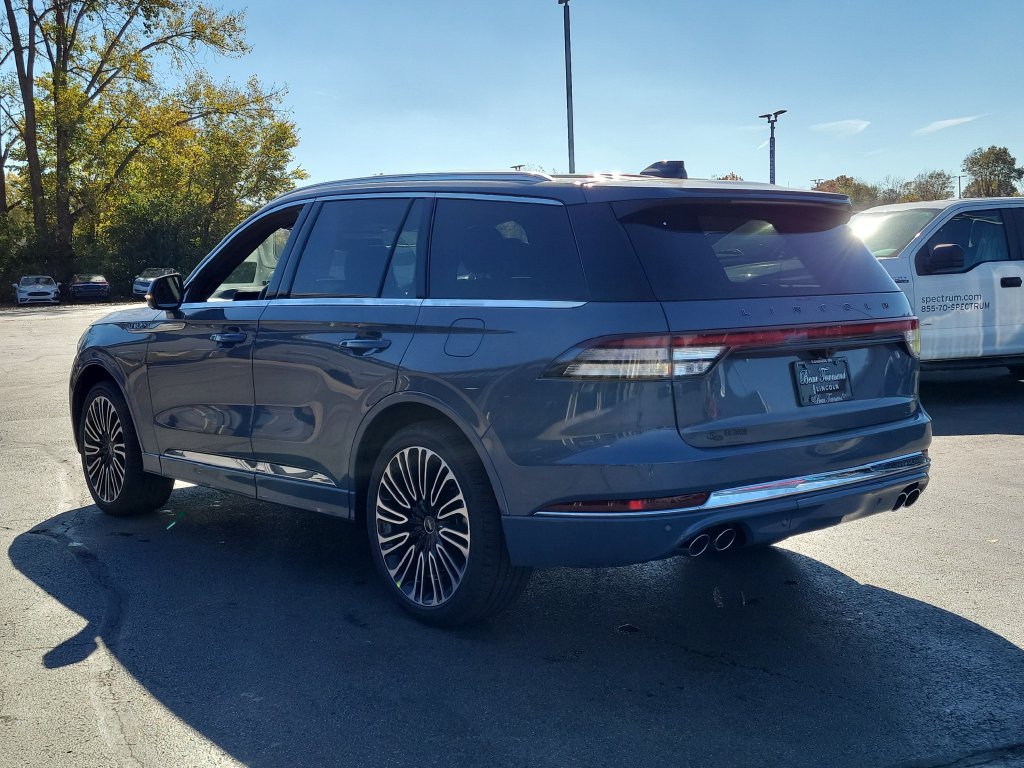 New 2027 Lincoln Aviator Black Label w/ Dynamic Handling Package AWD/4WD image 6