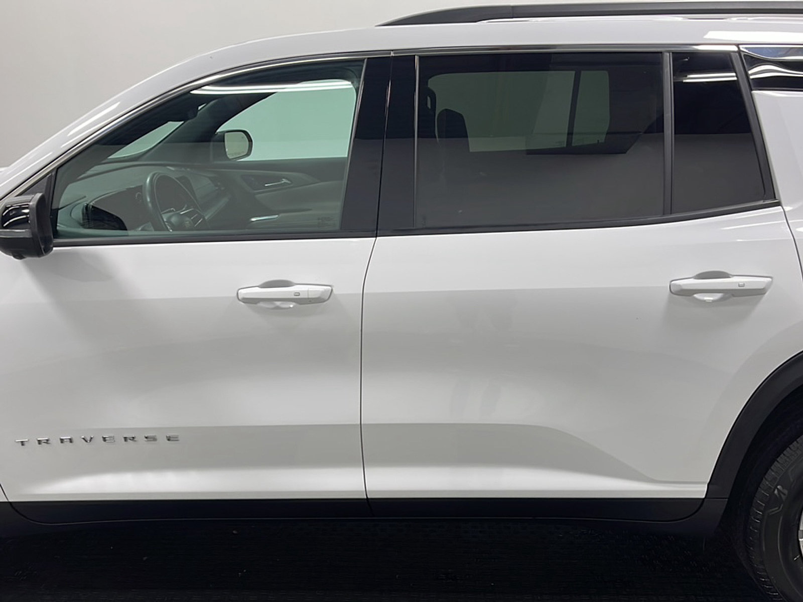 Used 2026 Chevrolet Traverse LT w/ Driver Confidence Package FWD image 15