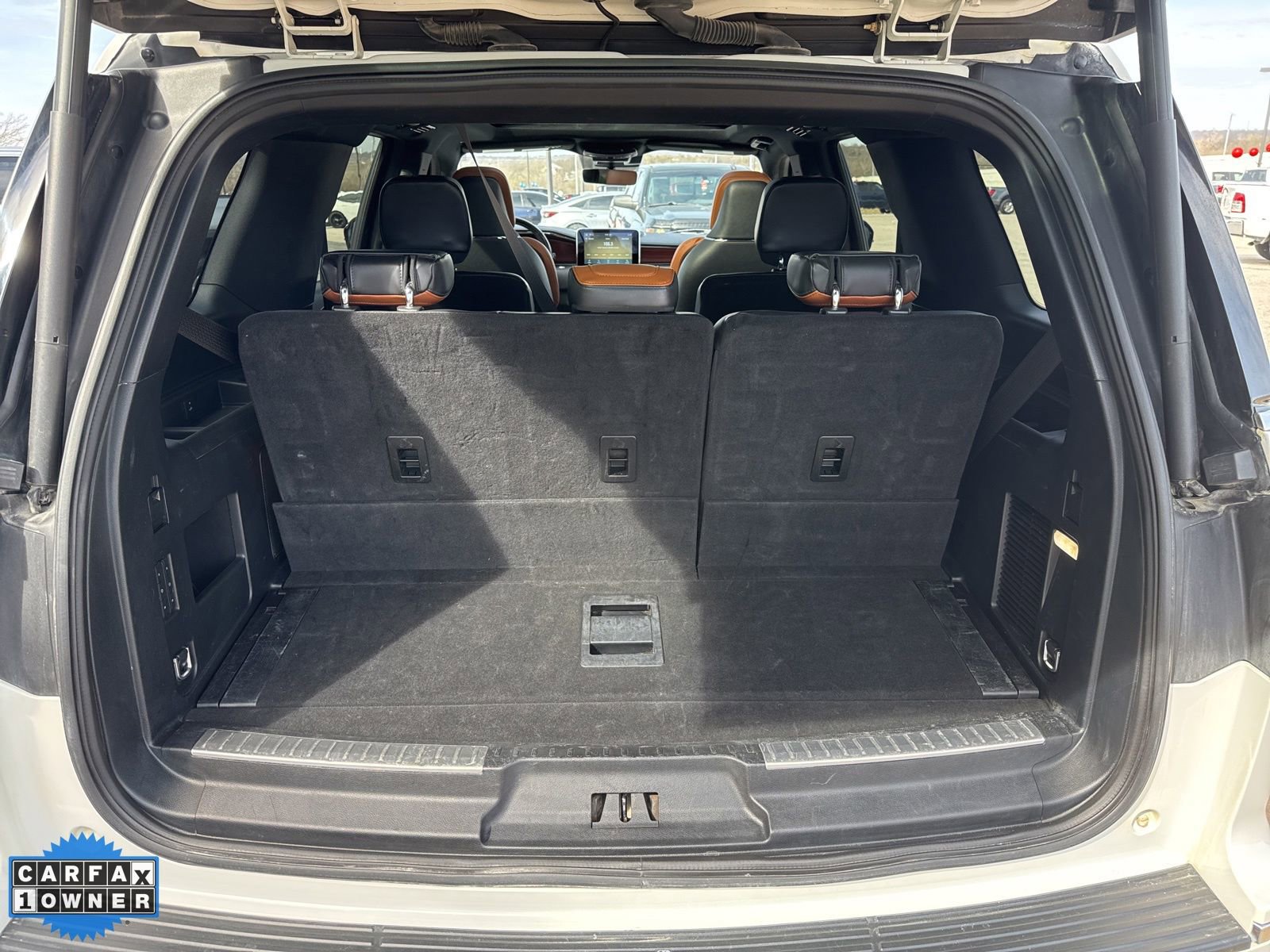 Used 2021 Lincoln Navigator Reserve w/ Luxury Package image 35