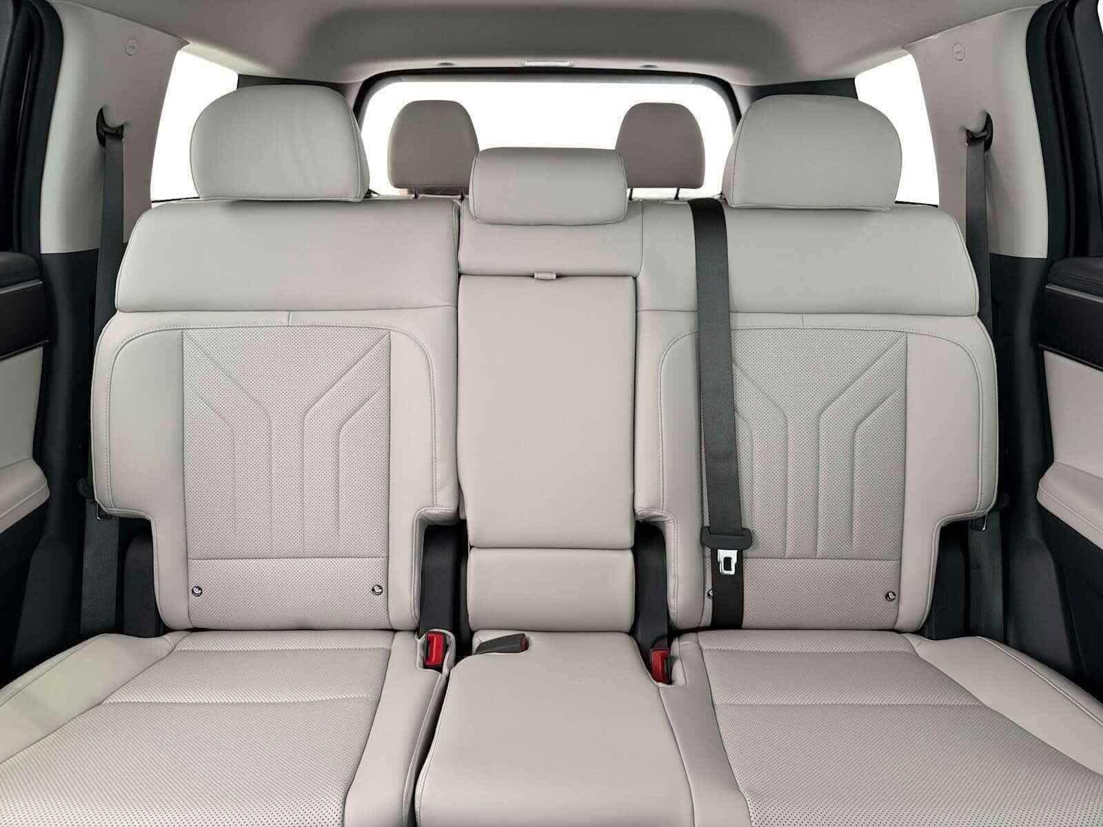 New 2026 Hyundai Santa Fe SEL FWD image 16