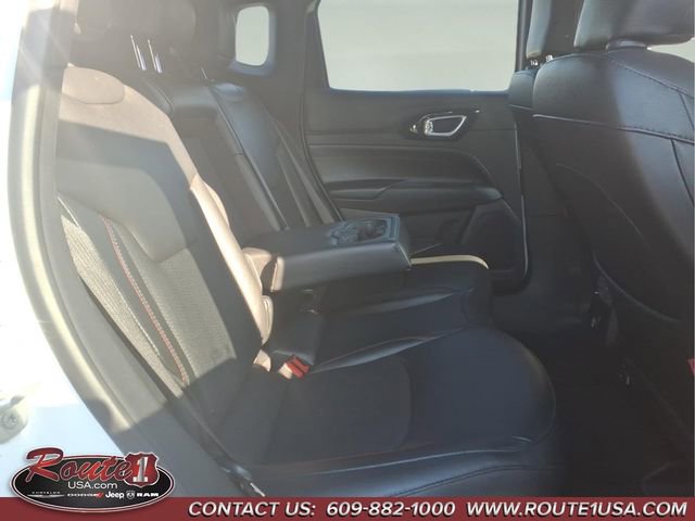 Used 2024 Jeep Compass Trailhawk image 15