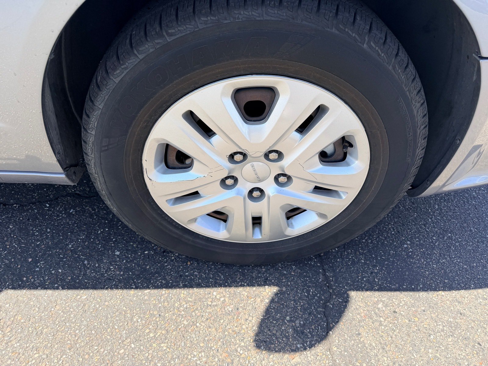 Used 2019 Dodge Grand Caravan SE w/ UConnect Hands-Free Group FWD image 9