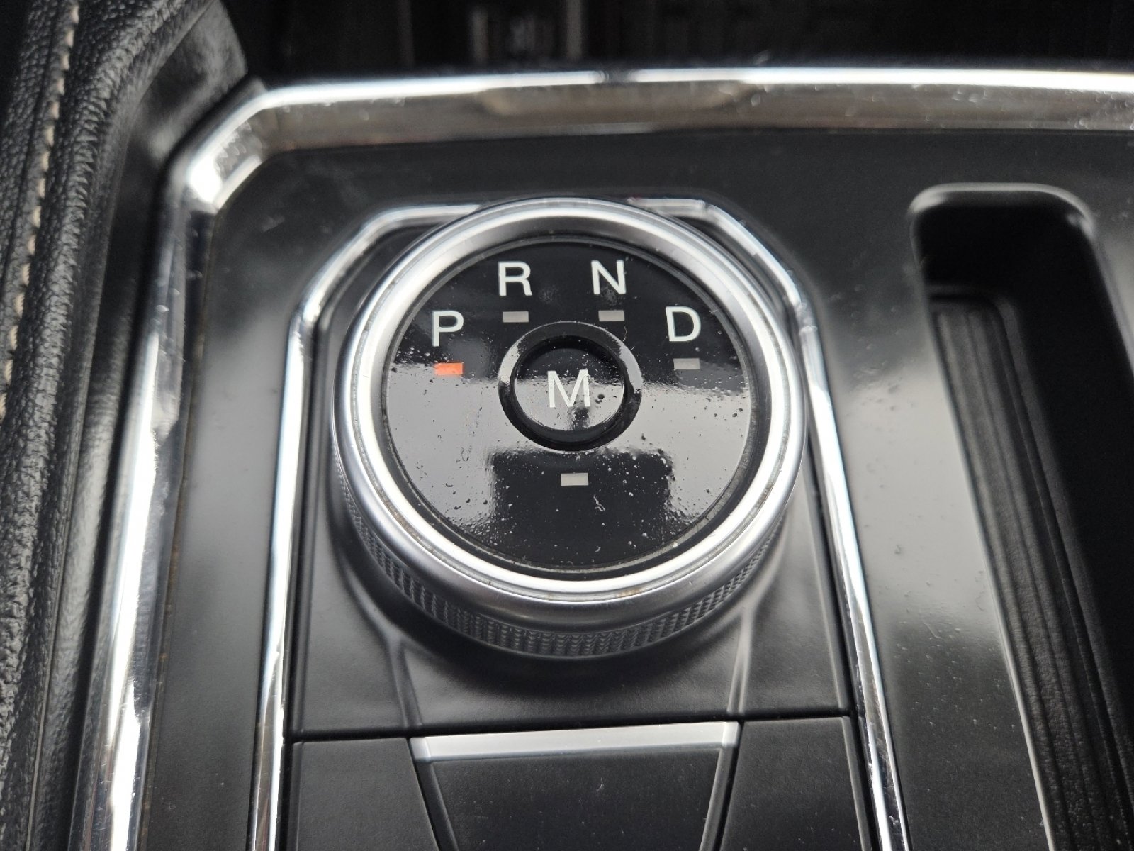 Used 2024 Ford Expedition XLT image 32