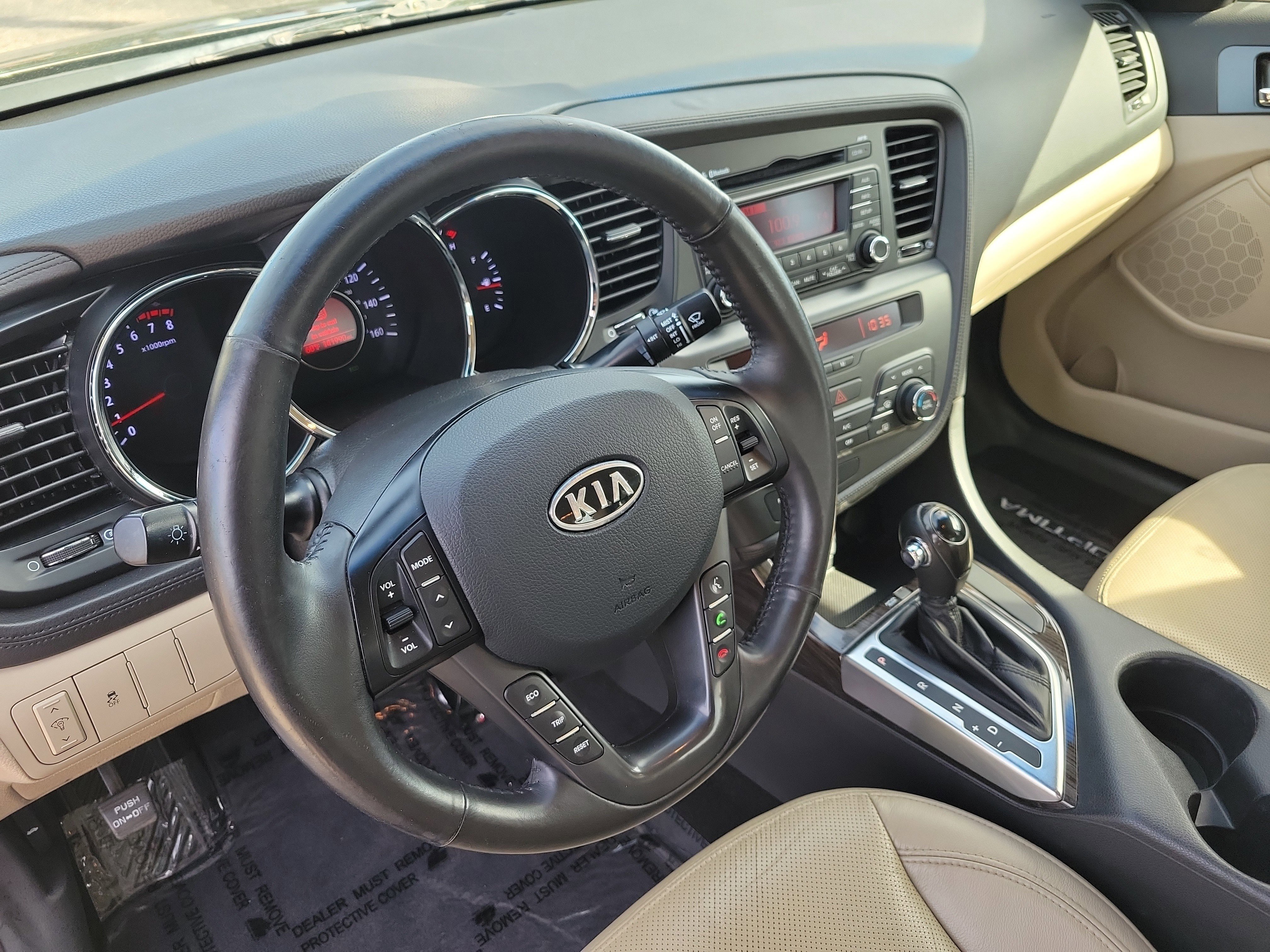 Used 2012 Kia Optima EX image 21