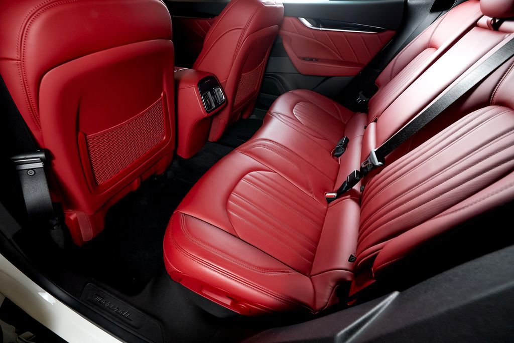 Used 2022 Maserati Levante GT image 25