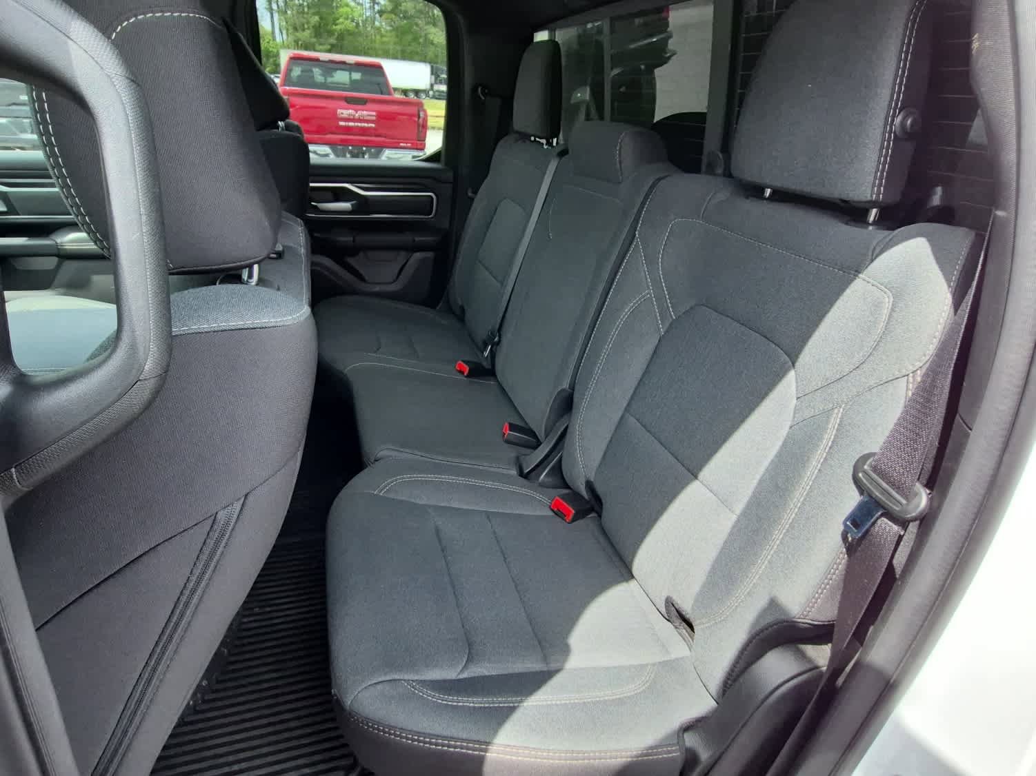 Used 2022 RAM 1500 Big Horn AWD/4WD image 9