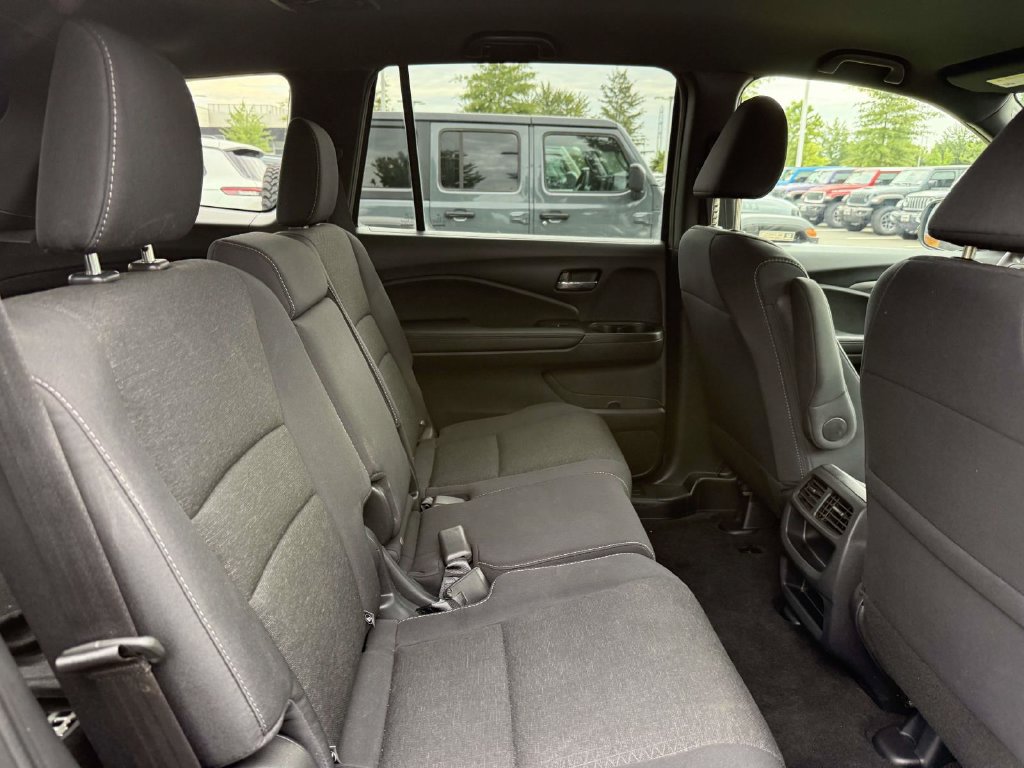 Used 2019 Honda Passport Sport image 15