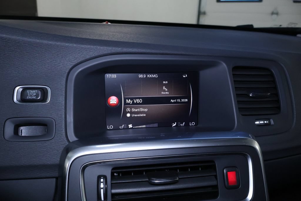 Used 2018 Volvo V60 T5 Cross Country AWD/4WD image 28