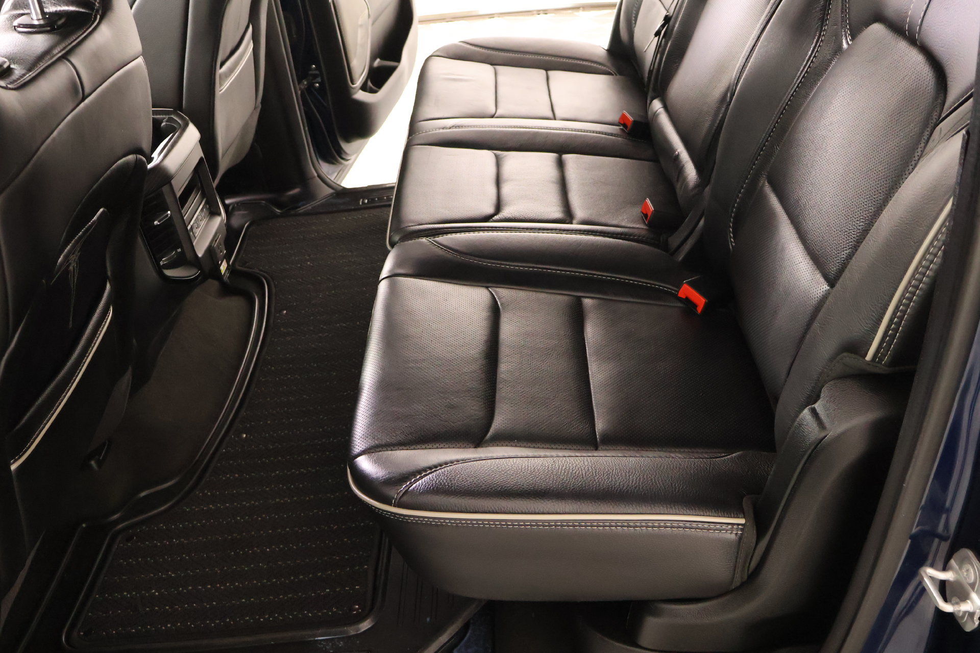 Used 2023 RAM 1500 Limited AWD/4WD image 13