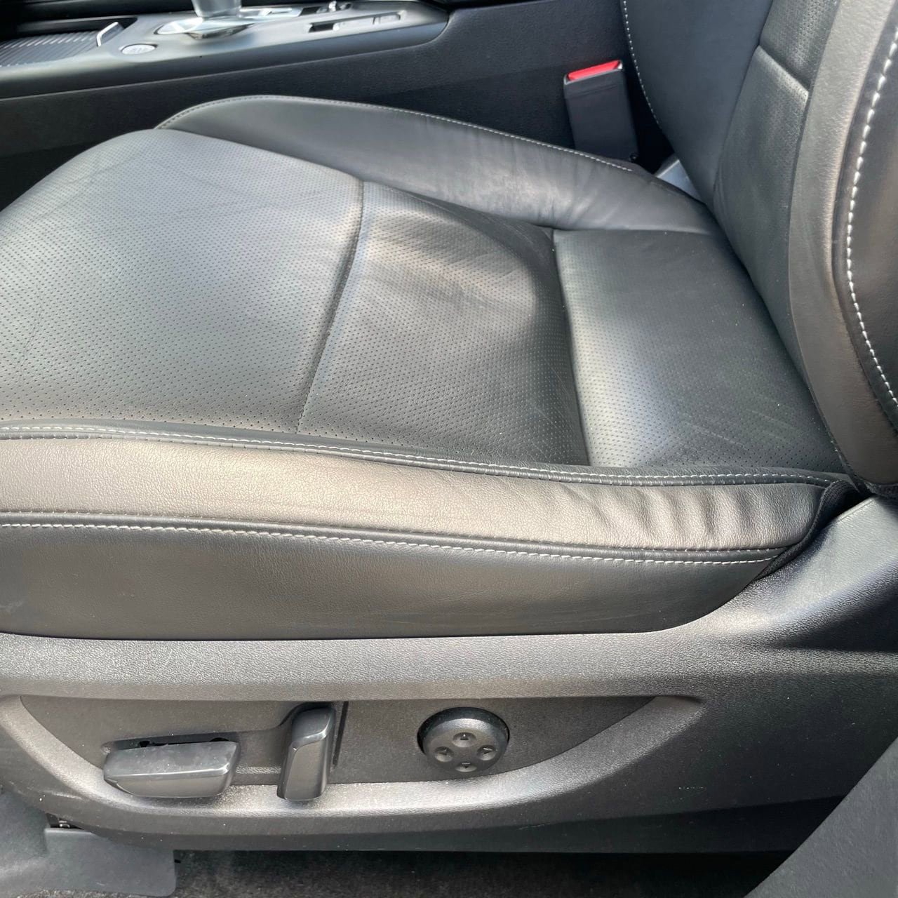 Used 2023 INFINITI QX55 Essential image 23