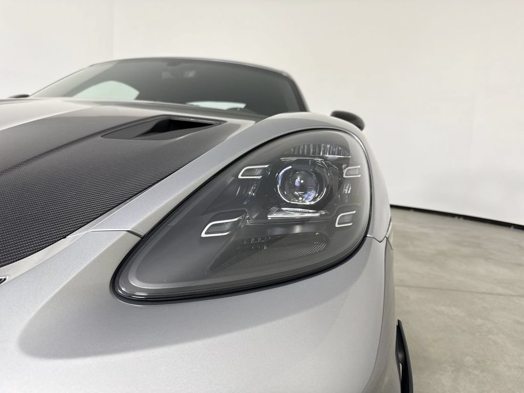 Certified 2024 Porsche 718 Cayman GT4 RS RWD image 11