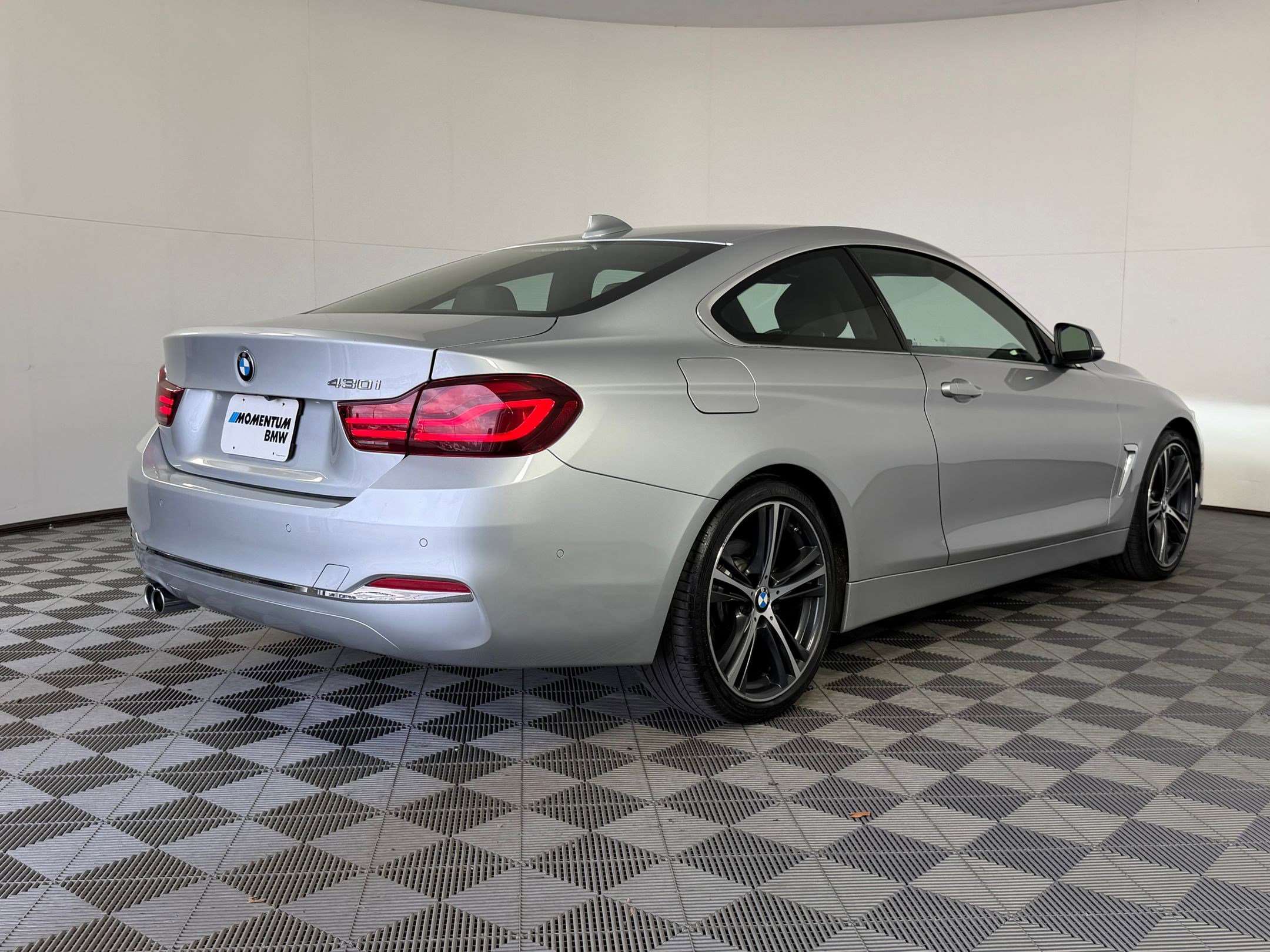 Used 2020 BMW 430i Coupe w/ Executive Package image 8