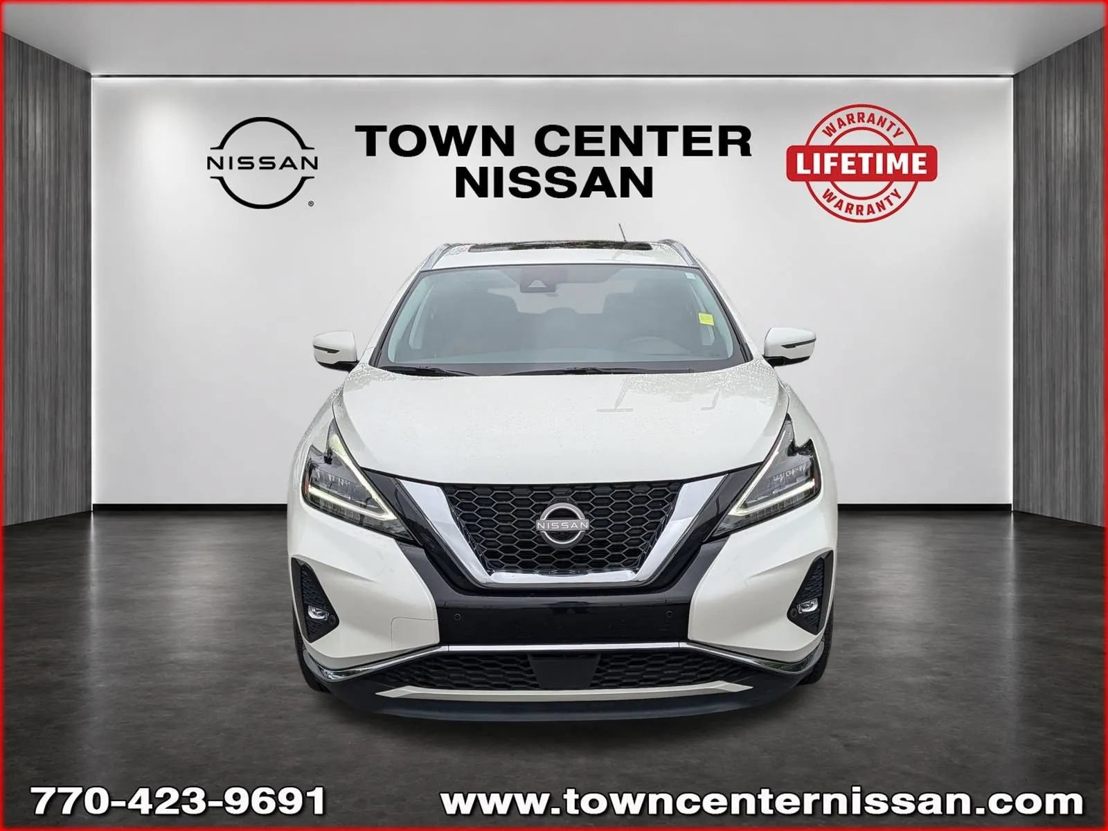 Used 2024 Nissan Murano Platinum w/ Cargo Package FWD image 2