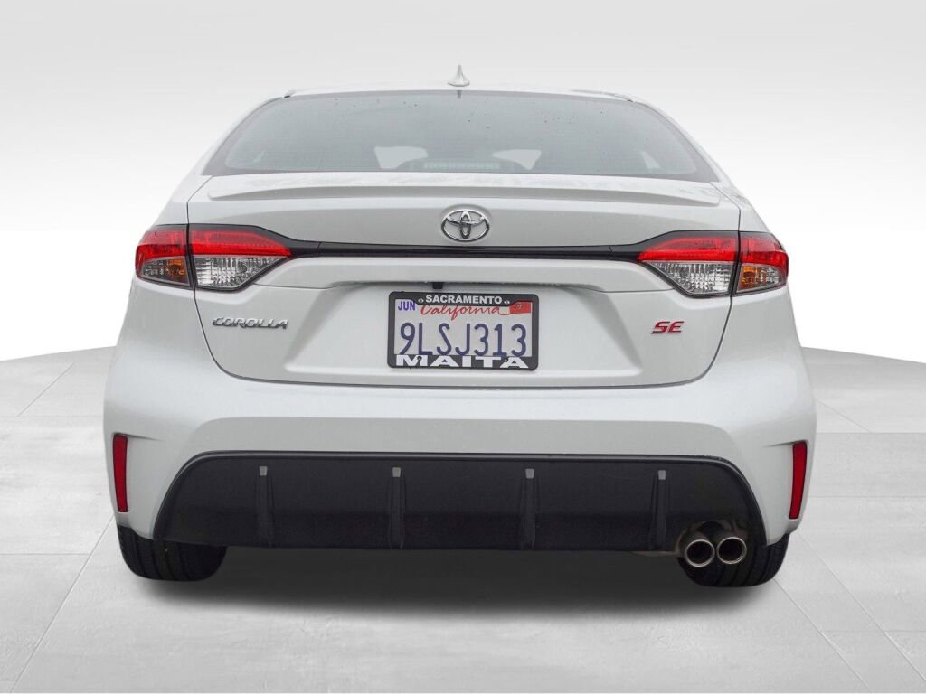 Certified 2024 Toyota Corolla SE image 4