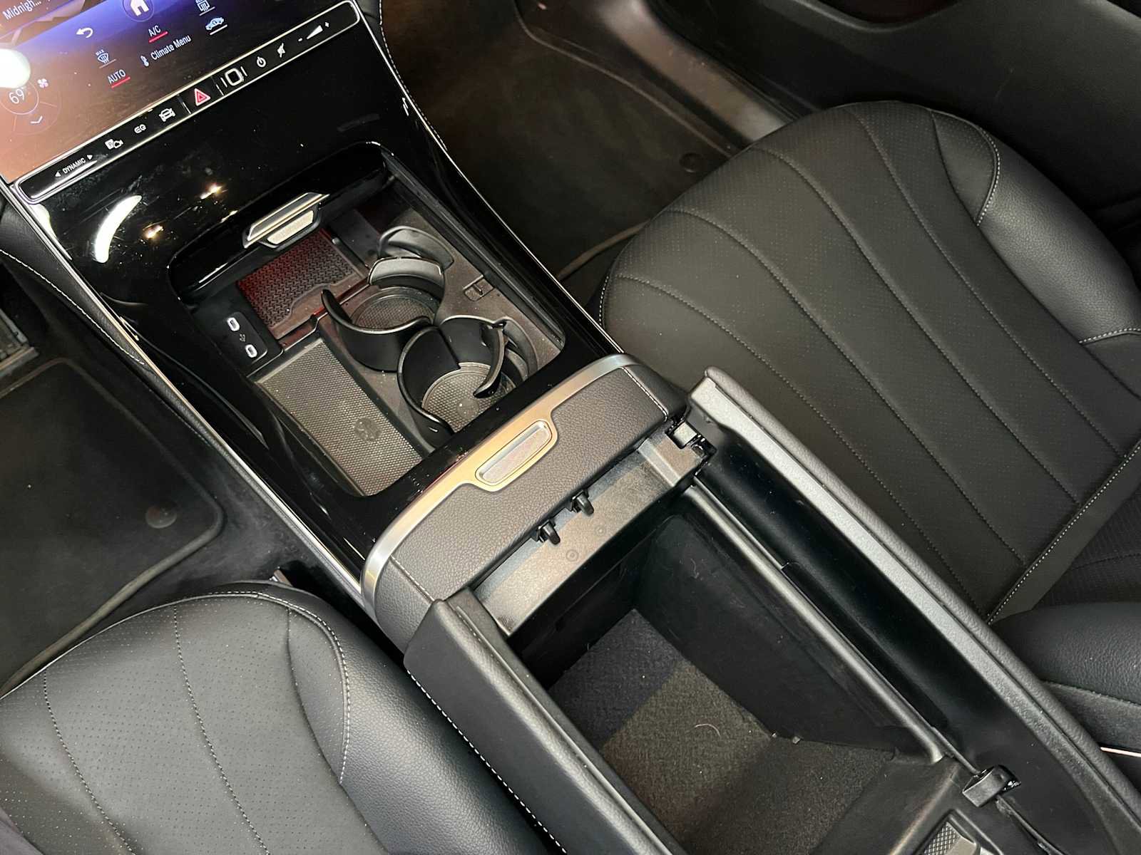 Used 2026 Mercedes-Benz EQE 320 4MATIC SUV image 32