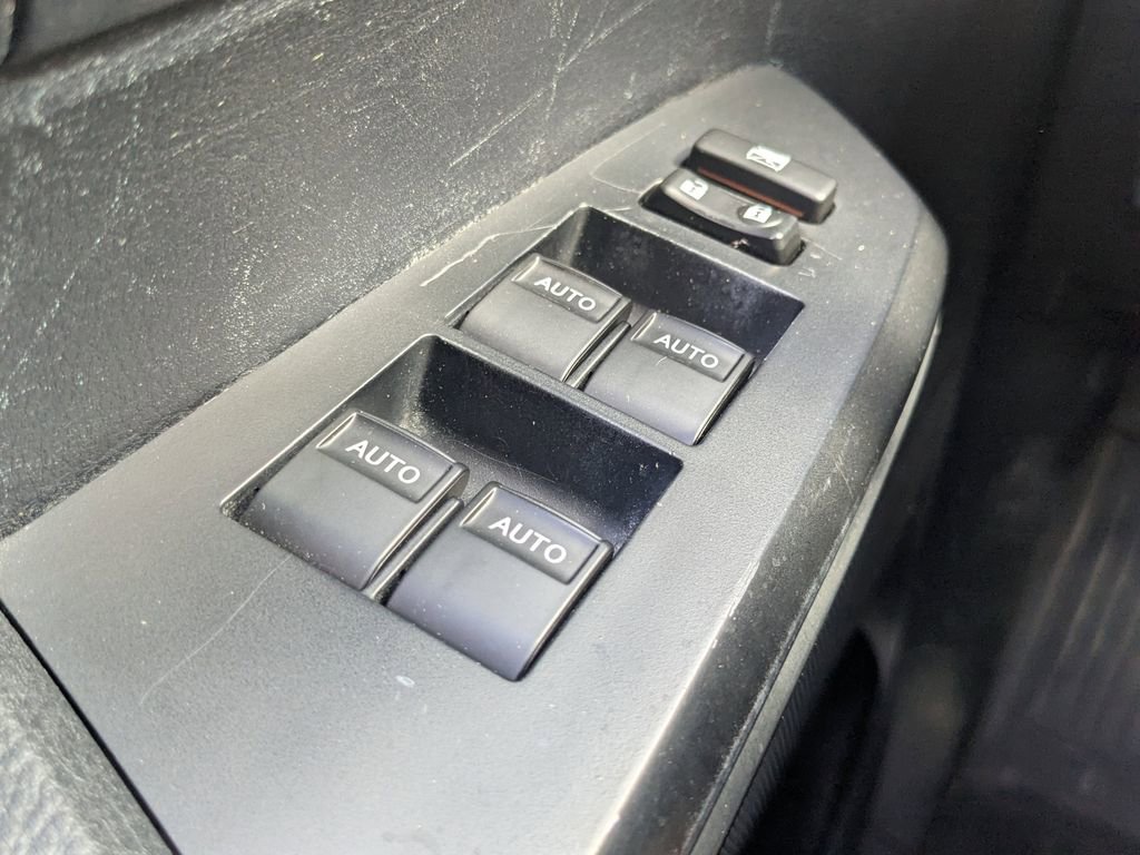 Used 2014 Toyota Tundra SR image 8