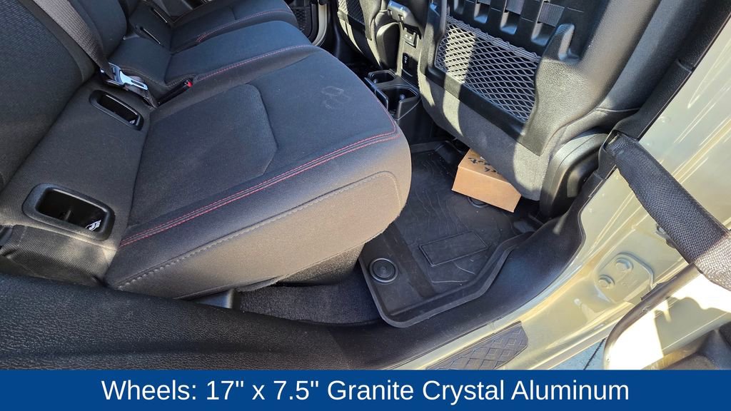 Used 2020 Jeep Gladiator Rubicon w/ Trailer Tow Package image 17