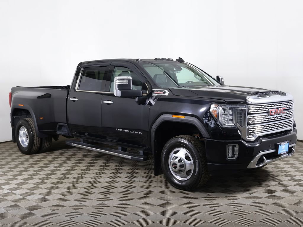 Used 2021 GMC Sierra 3500 Denali w/ Denali Ultimate Package image 2