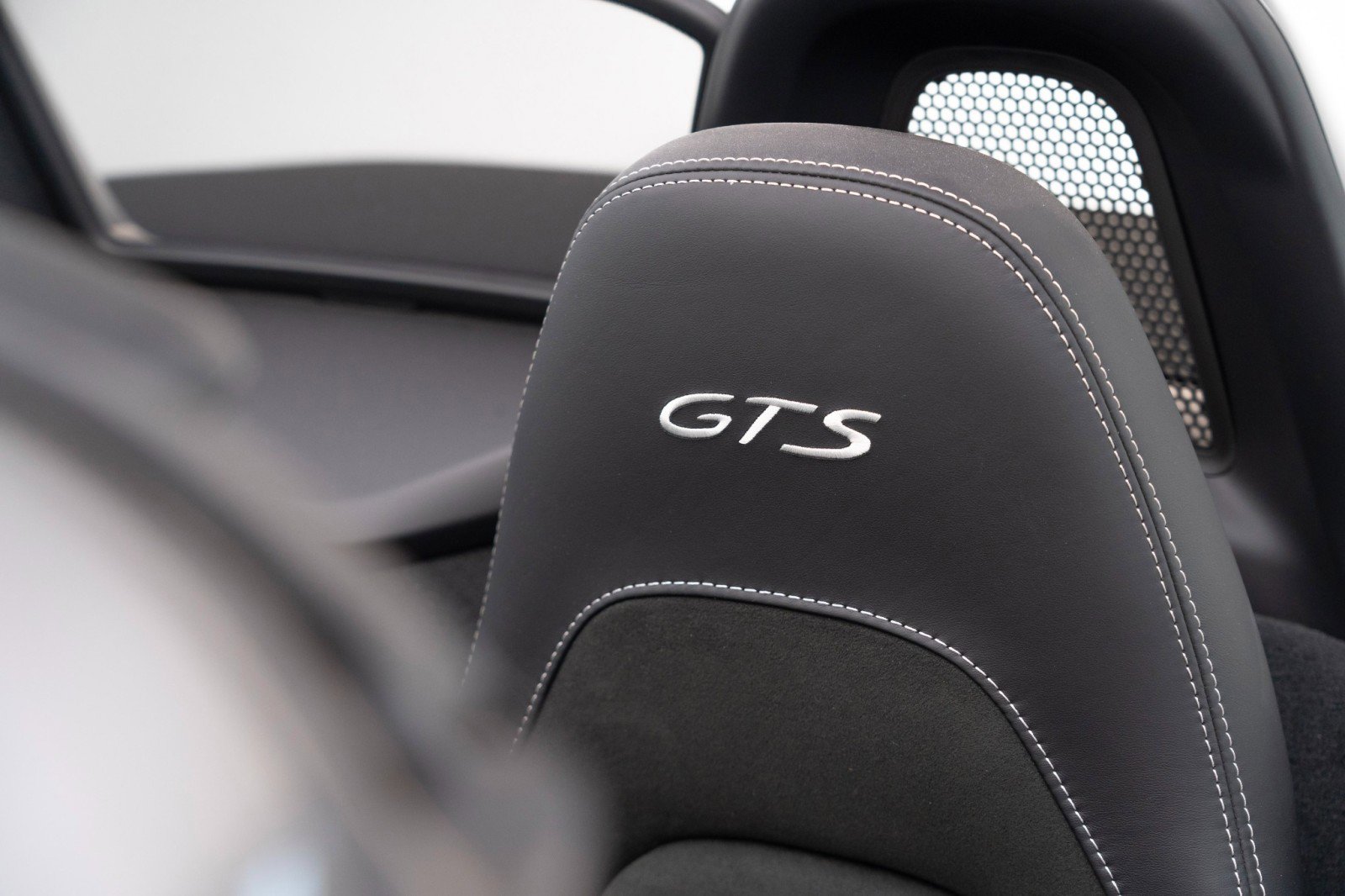 Certified 2024 Porsche 718 Boxster GTS image 22