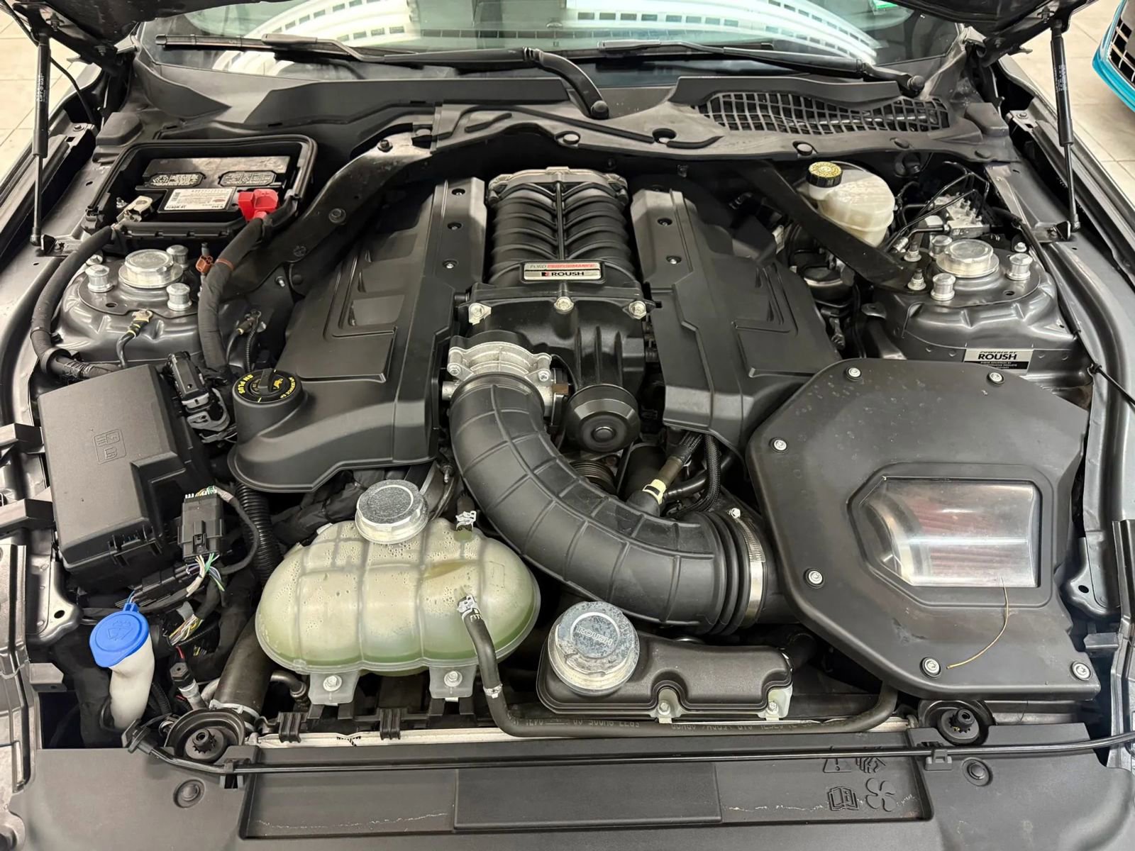 Used 2021 Ford Mustang GT Premium w/ GT Performance Package RWD image 34