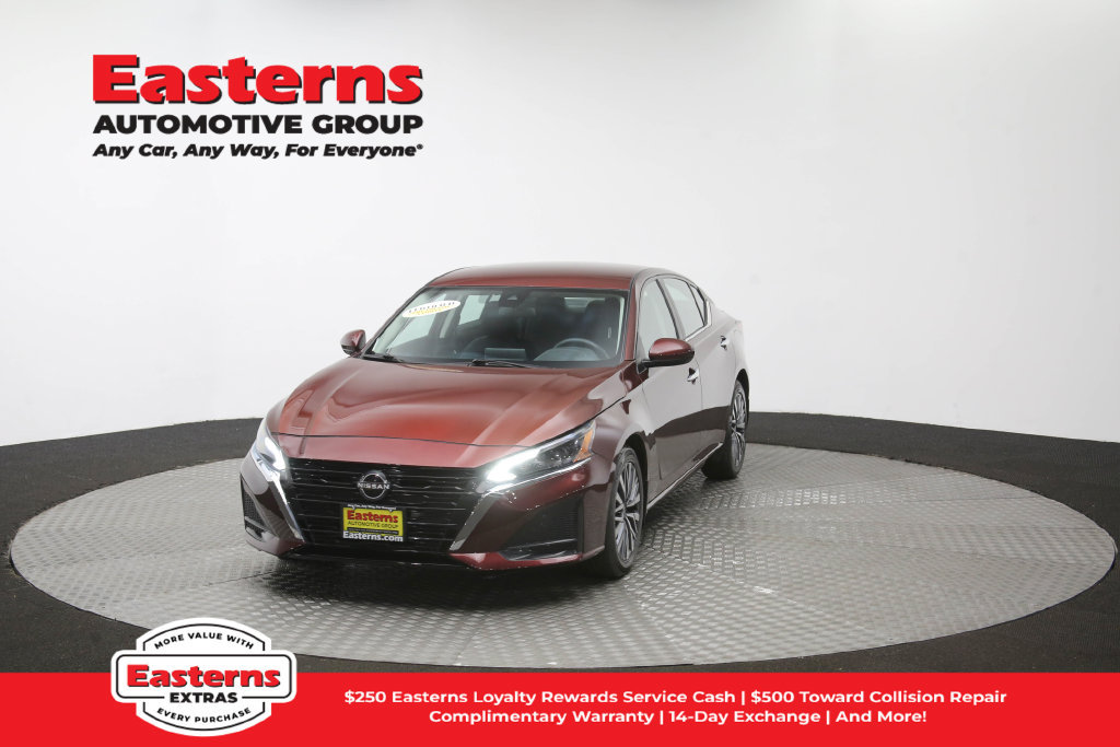 Used 2023 Nissan Altima 2.5 SV FWD image 54