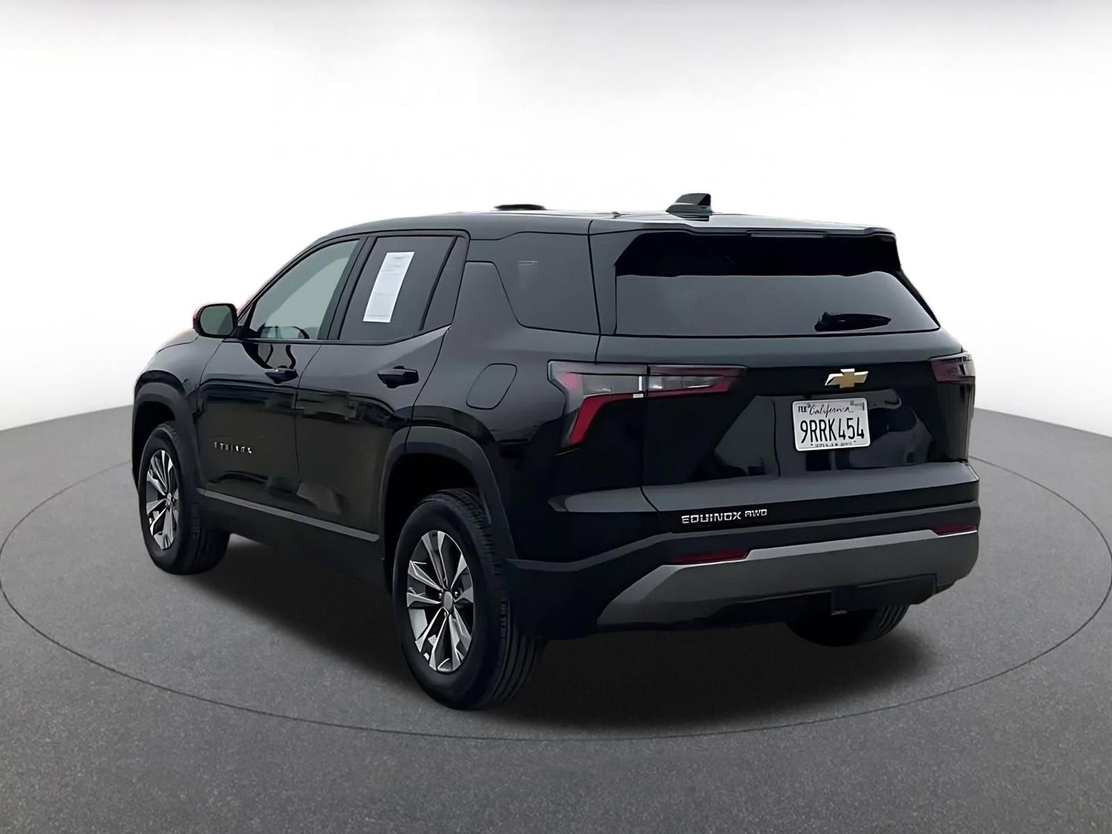 Used 2025 Chevrolet Equinox LT image 11