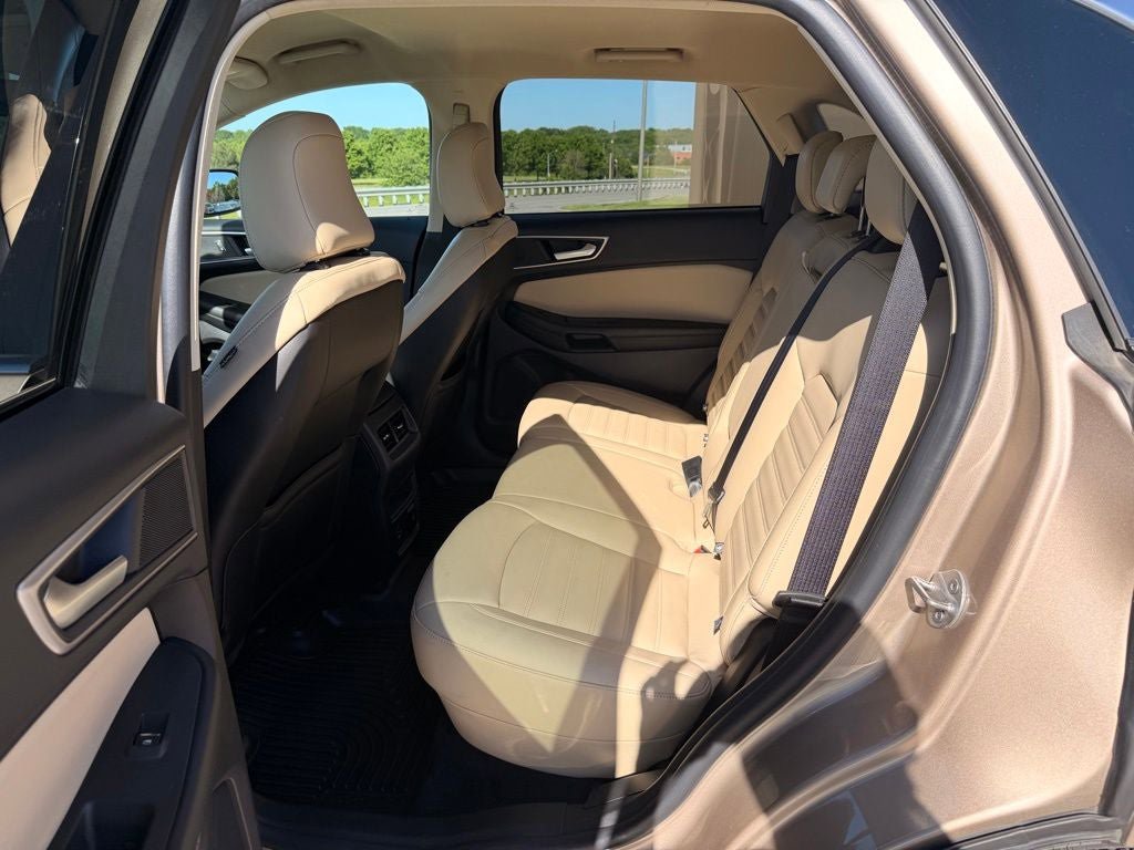 Used 2021 Ford Edge SEL w/ Convenience Package AWD/4WD image 29