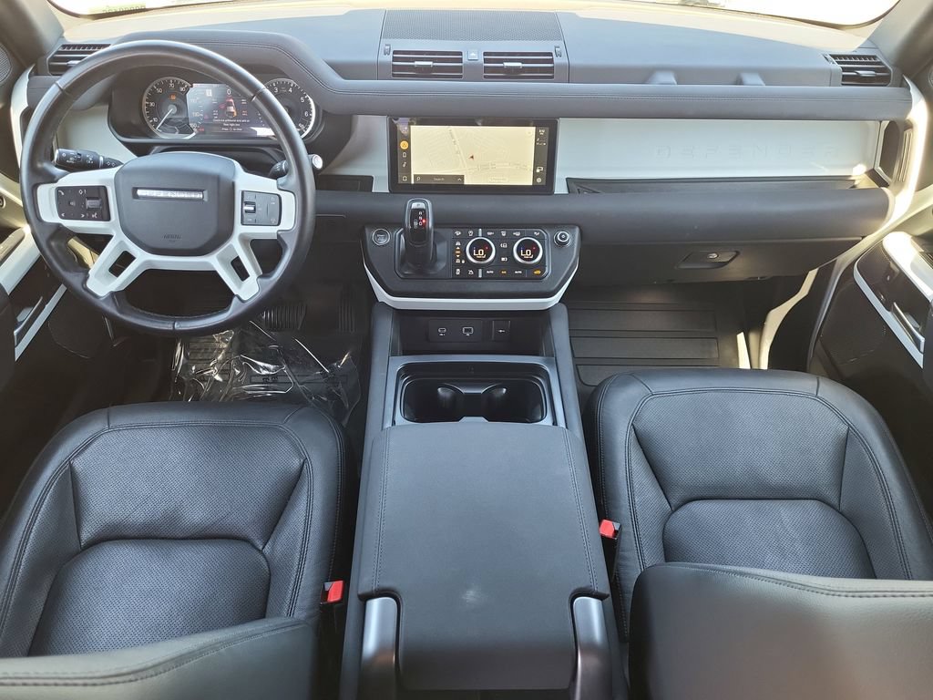 Used 2023 Land Rover Defender 110 SE AWD/4WD image 17