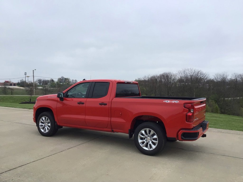 New 2025 Chevrolet Silverado 1500 Custom image 4