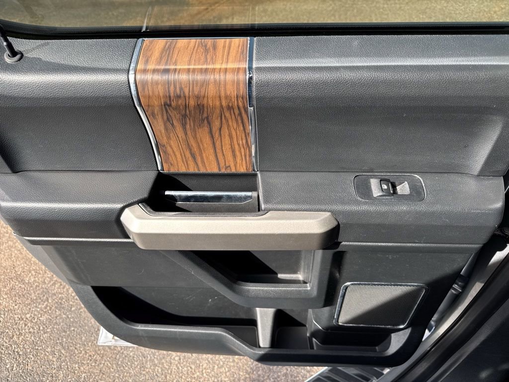 Used 2020 Ford F150 Lariat image 36