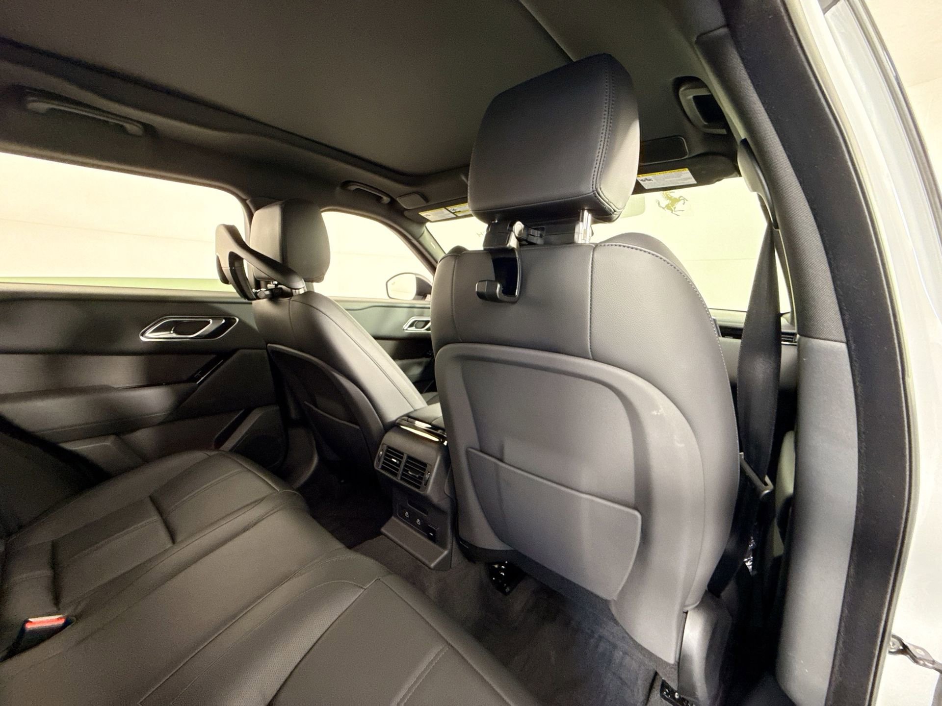 Used 2026 Land Rover Range Rover Velar Dynamic SE image 24