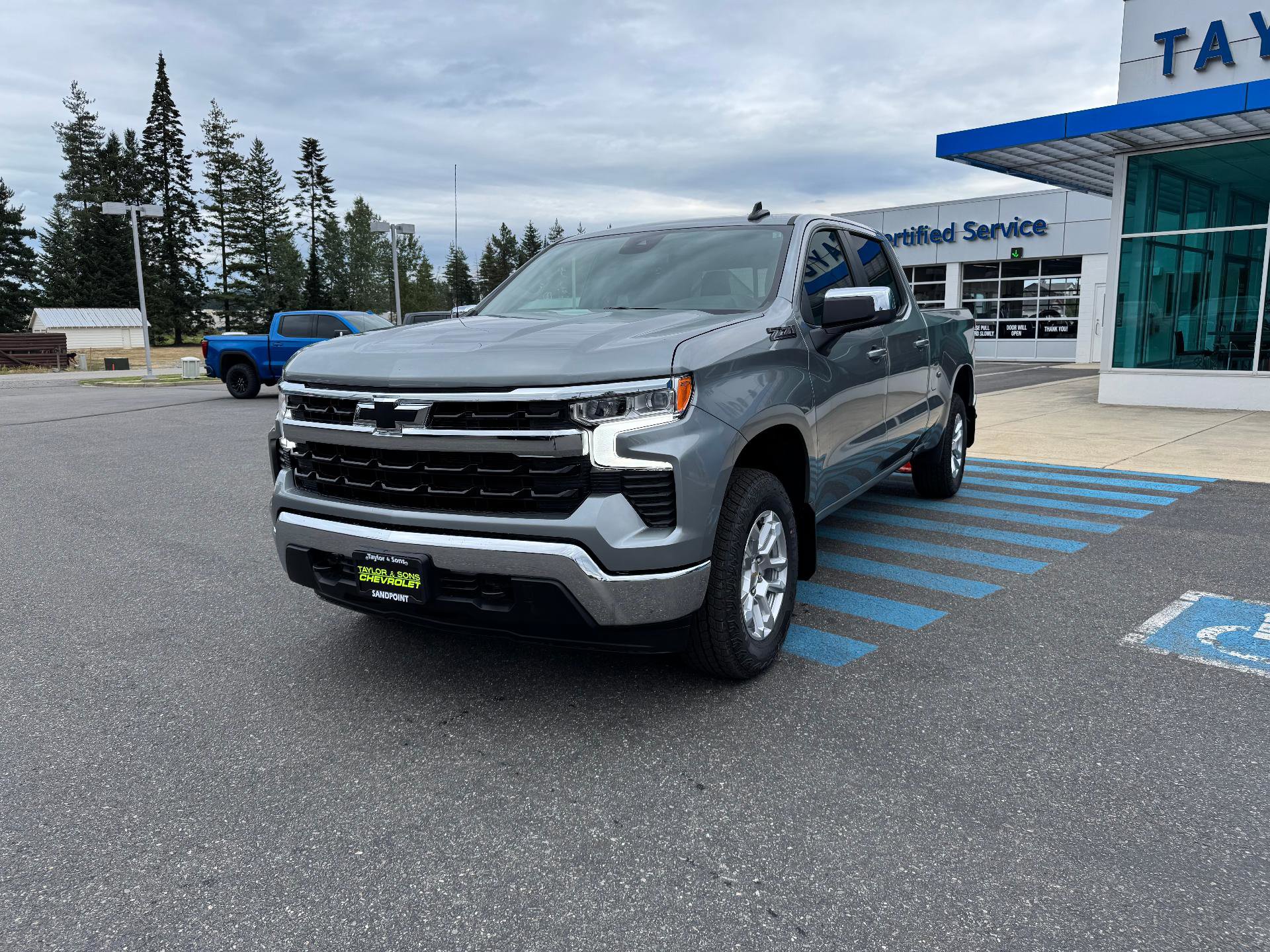 New 2026 Chevrolet Silverado 1500 LT image 3
