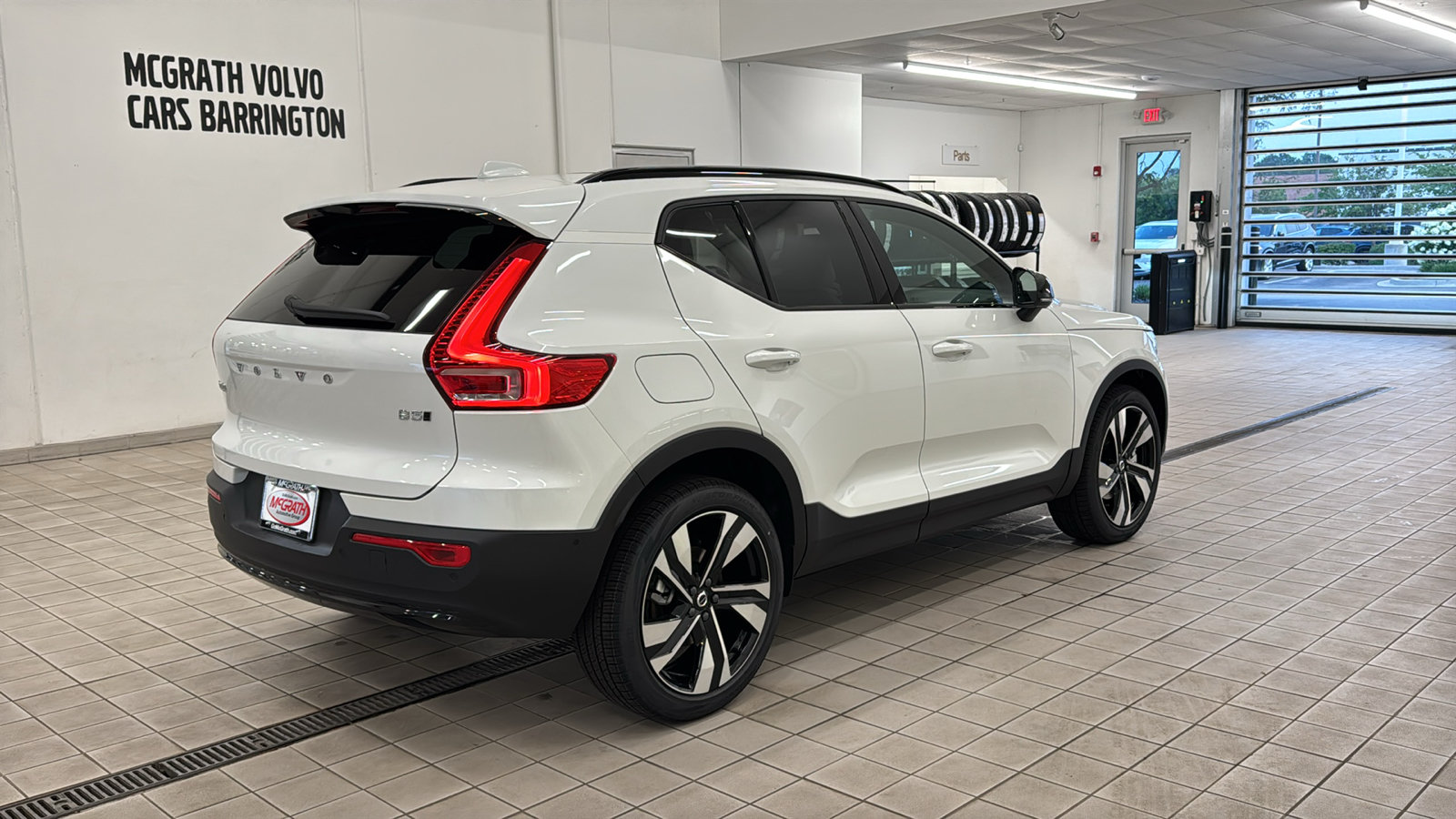 New 2026 Volvo XC40 B5 Ultra w/ Protection Package Premier AWD/4WD image 5