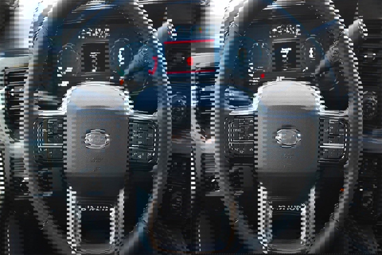 New 2026 Ford F350 4x4 Crew Cab DRW Super Duty image 33