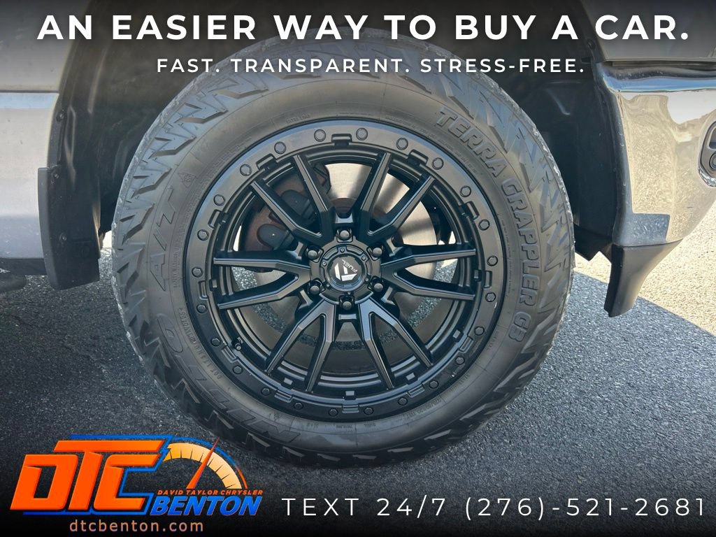 Used 2023 RAM 1500 Laramie AWD/4WD image 7