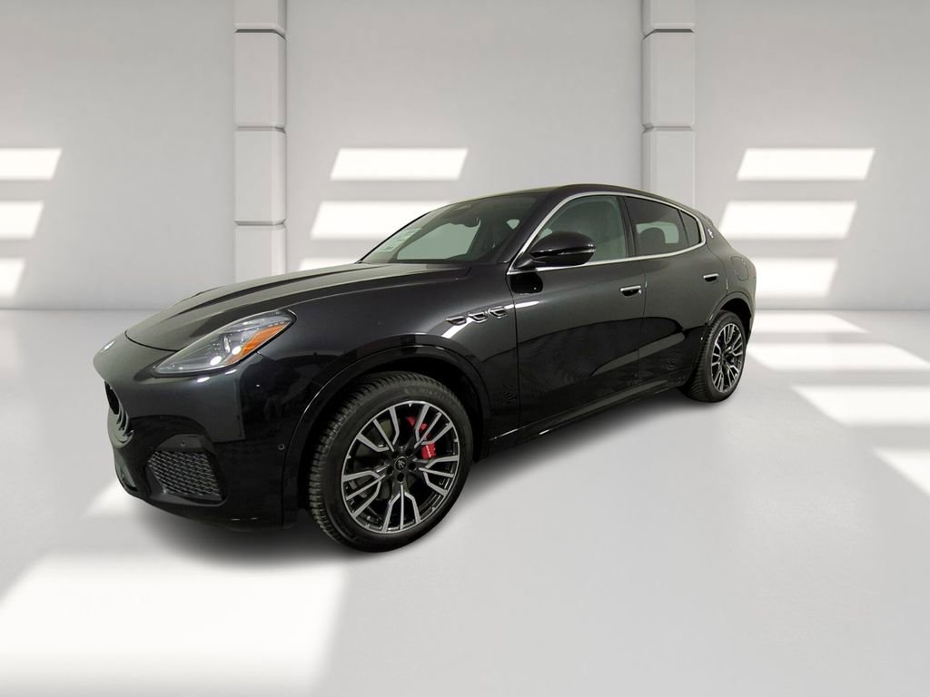 New 2025 Maserati Grecale GT image 8